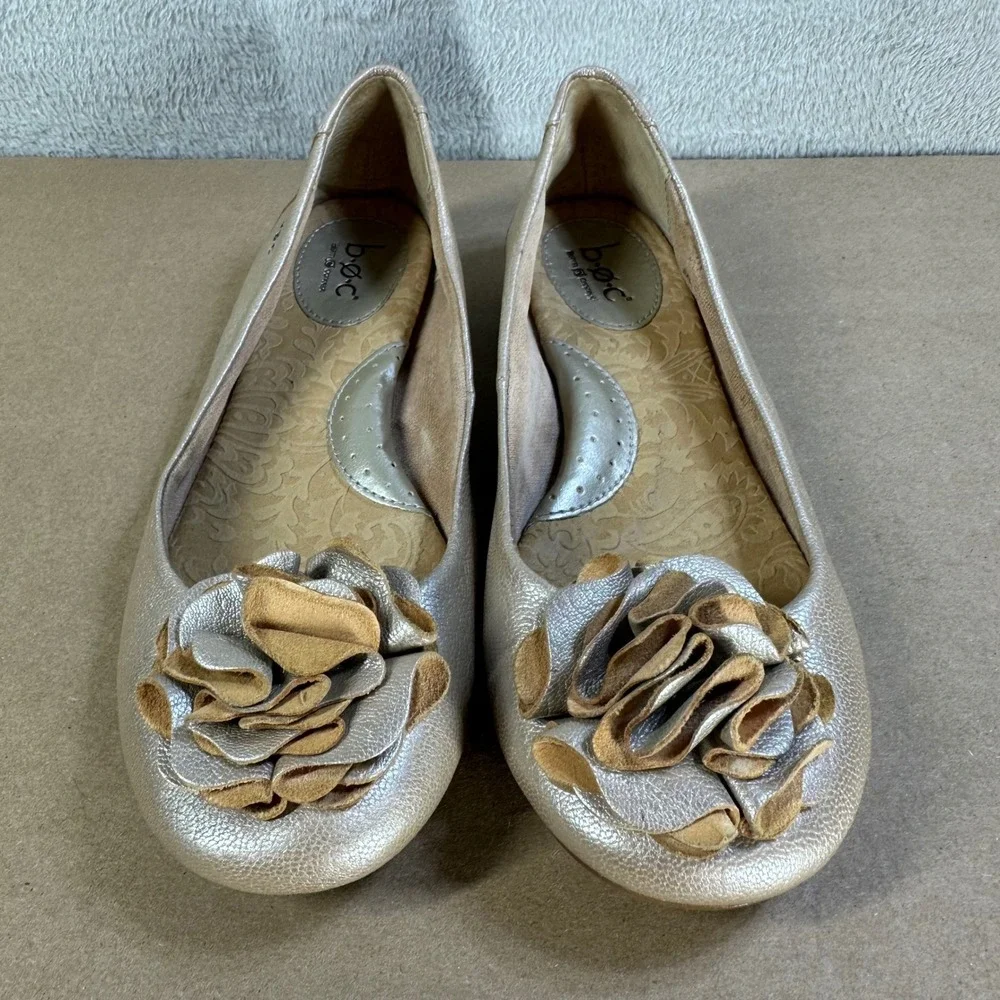 b.o.c Born Concept Metallic Gold Leather Floral‎ Rosette Ballet Flats BC0502 6.5
